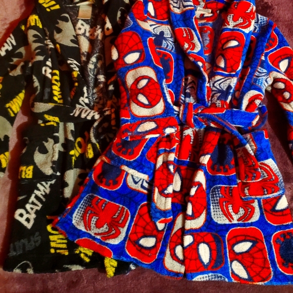 Bathrobe - Picture 1 of 1